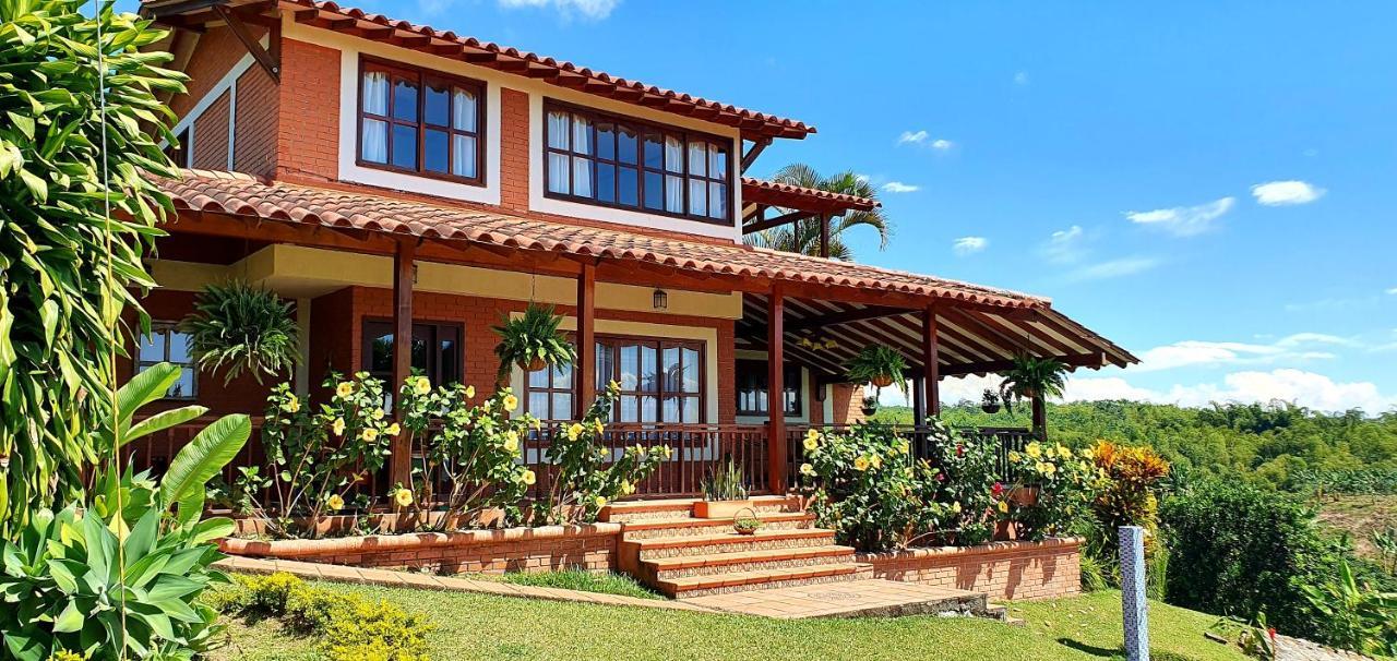 Finca Bellavista Pereira Eksteriør bilde